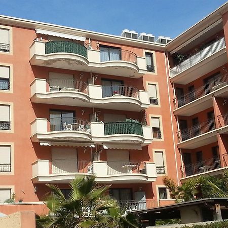 Residences Les Venitiennes Saint-Raphaël Zewnętrze zdjęcie